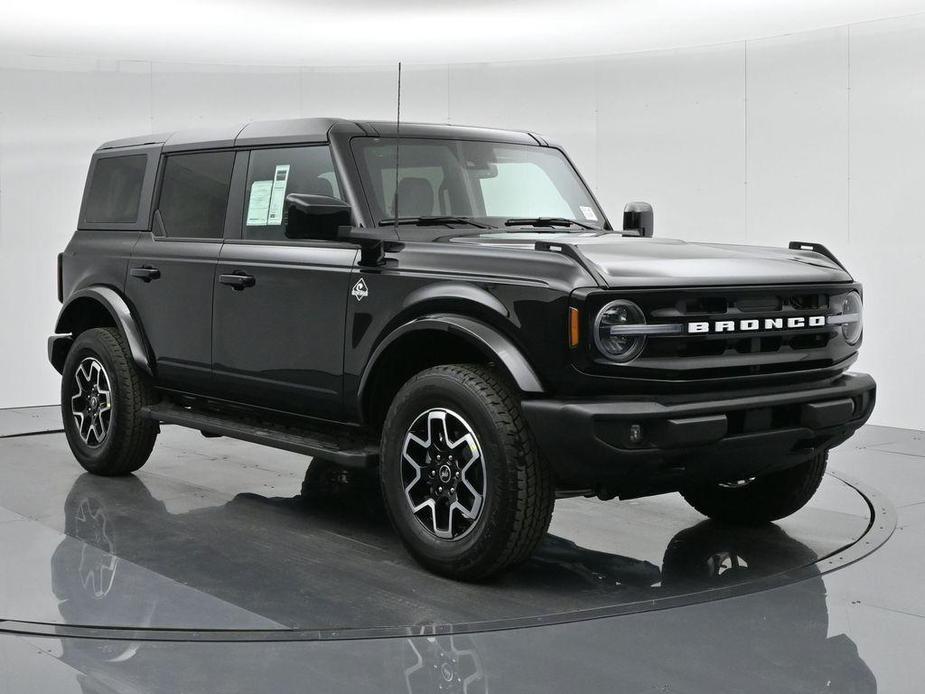 new 2024 Ford Bronco car, priced at $51,985