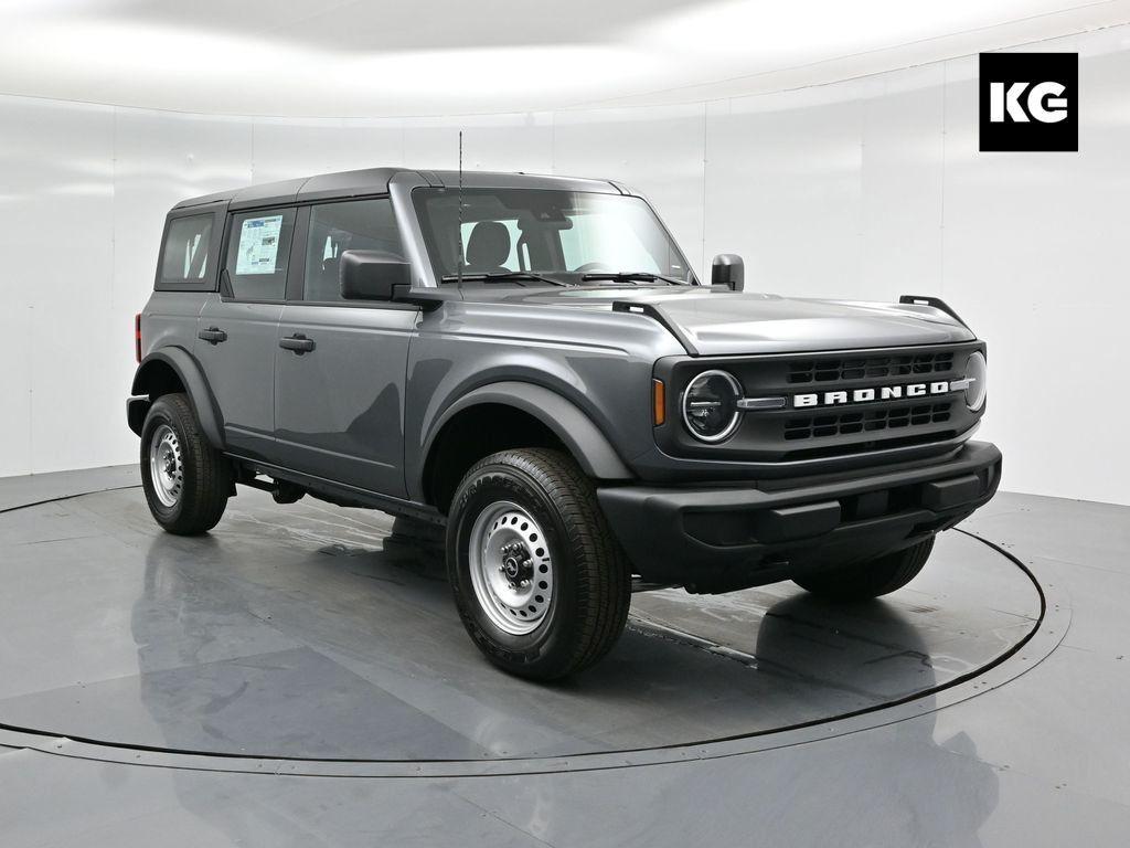 new 2025 Ford Bronco car, priced at $41,467
