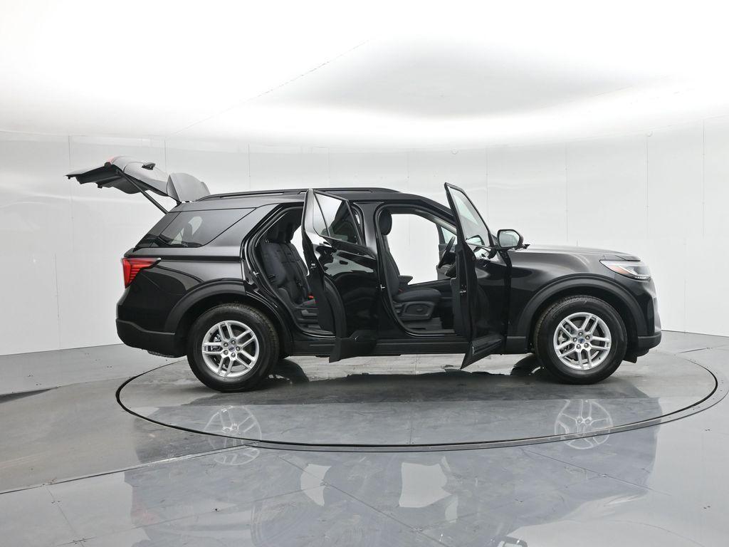 new 2025 Ford Explorer car, priced at $37,450