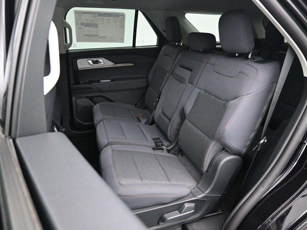 new 2025 Ford Explorer car, priced at $37,450