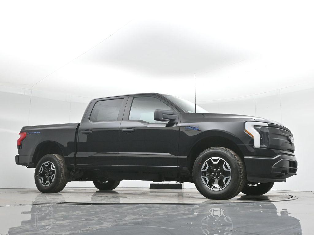 new 2024 Ford F-150 Lightning car, priced at $67,590