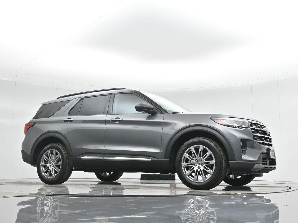 new 2025 Ford Explorer car, priced at $48,205