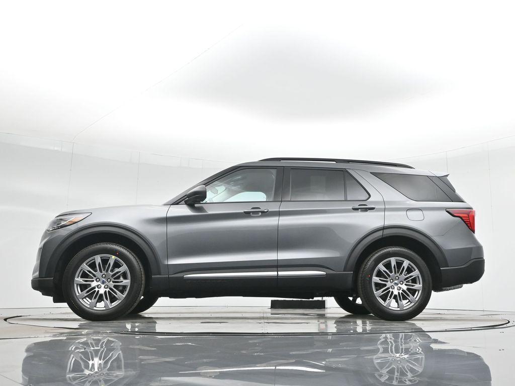 new 2025 Ford Explorer car, priced at $48,205