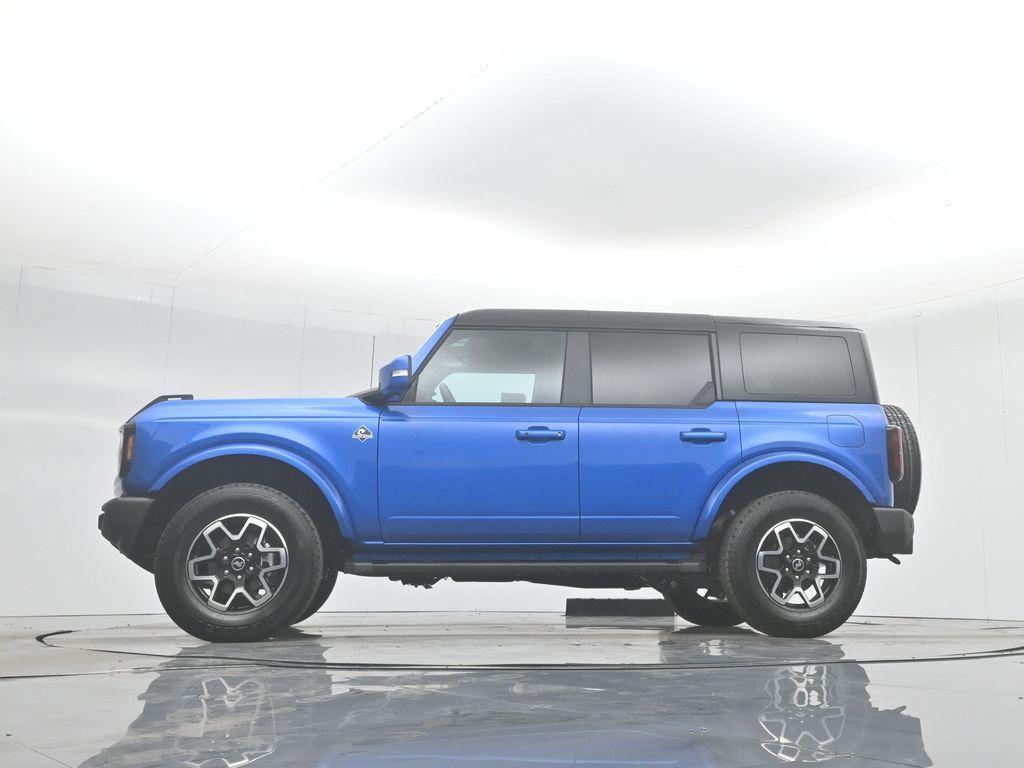 new 2024 Ford Bronco car, priced at $52,098
