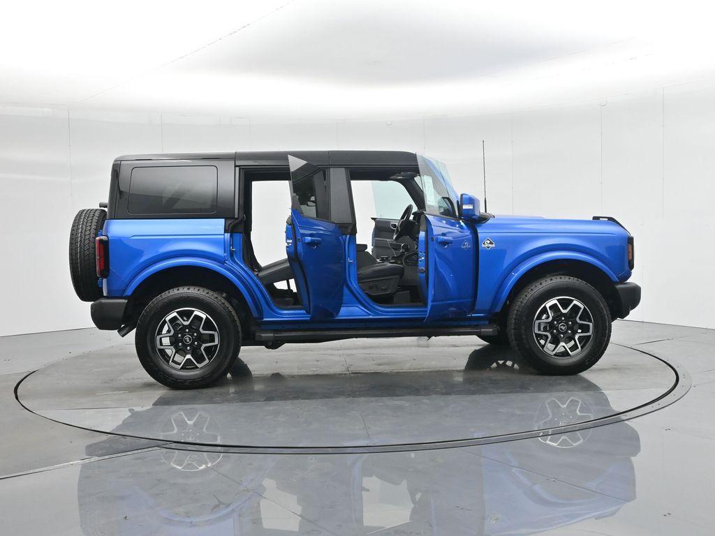 new 2024 Ford Bronco car, priced at $52,098