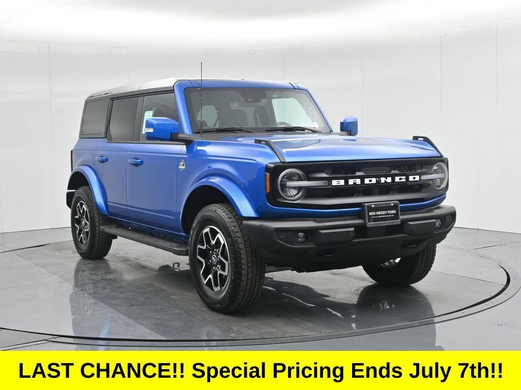 new 2024 Ford Bronco car, priced at $52,098