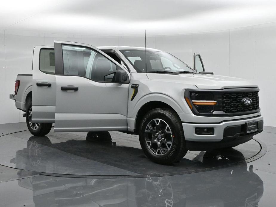 new 2024 Ford F-150 car, priced at $48,330