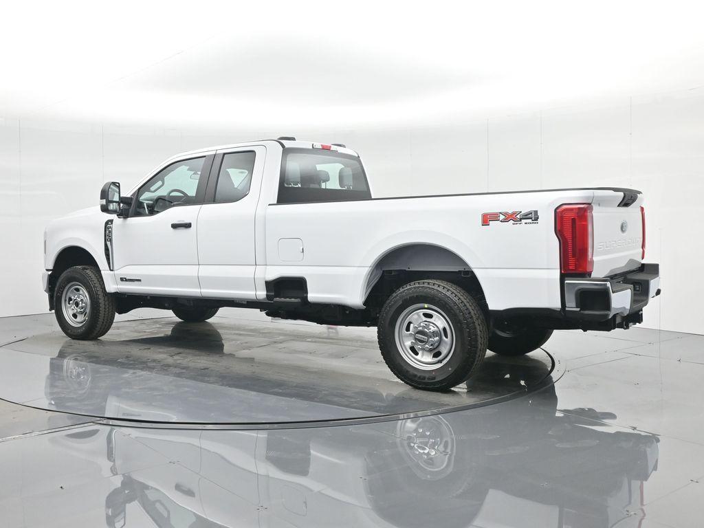 new 2024 Ford F-350 car, priced at $62,870