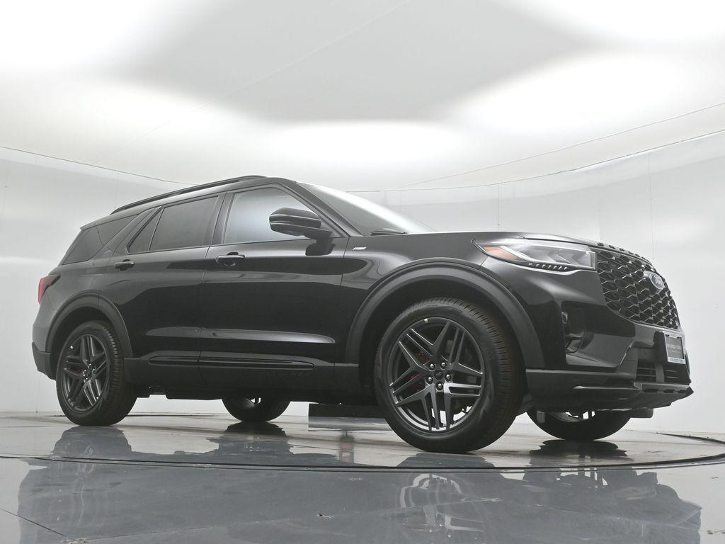 new 2025 Ford Explorer car, priced at $50,440