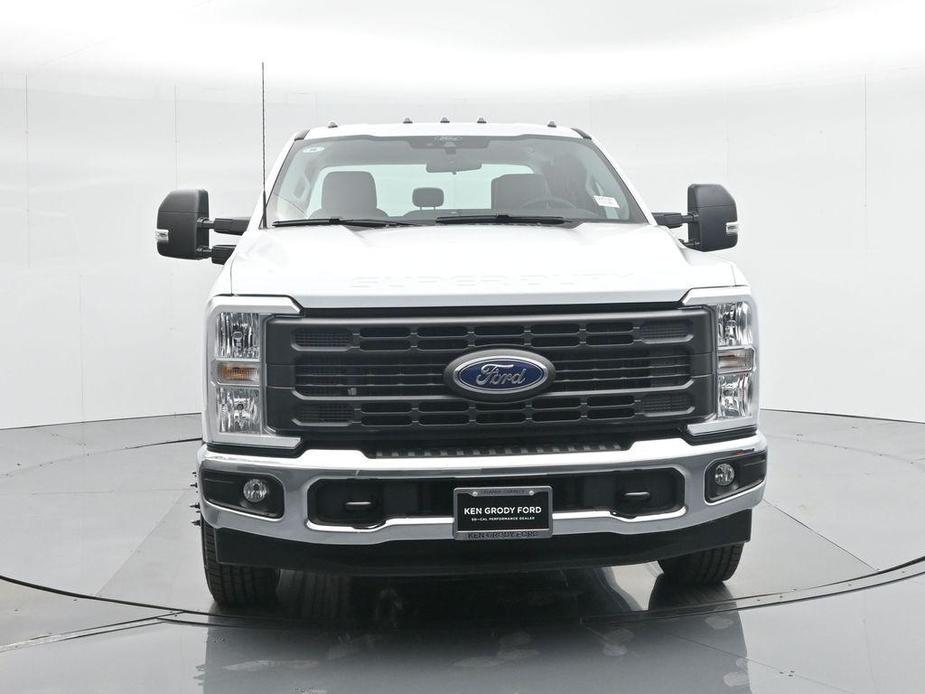 new 2024 Ford F-350 car, priced at $59,425