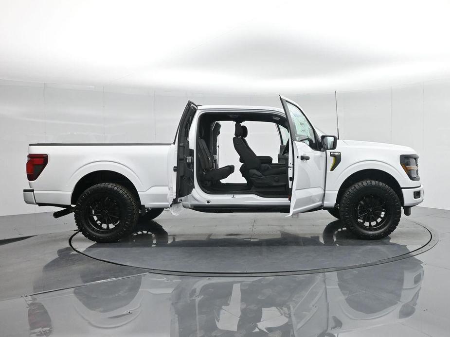 new 2024 Ford F-150 car, priced at $51,590