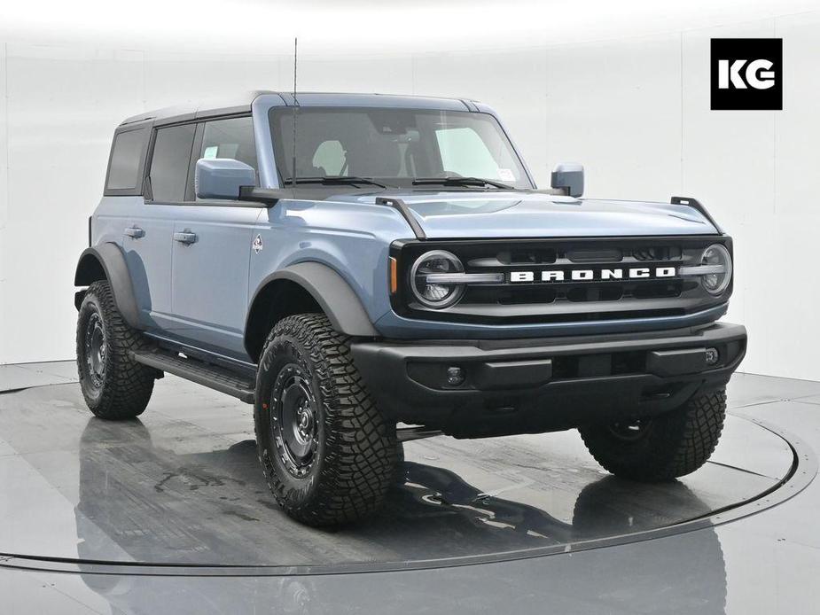 new 2024 Ford Bronco car, priced at $60,275