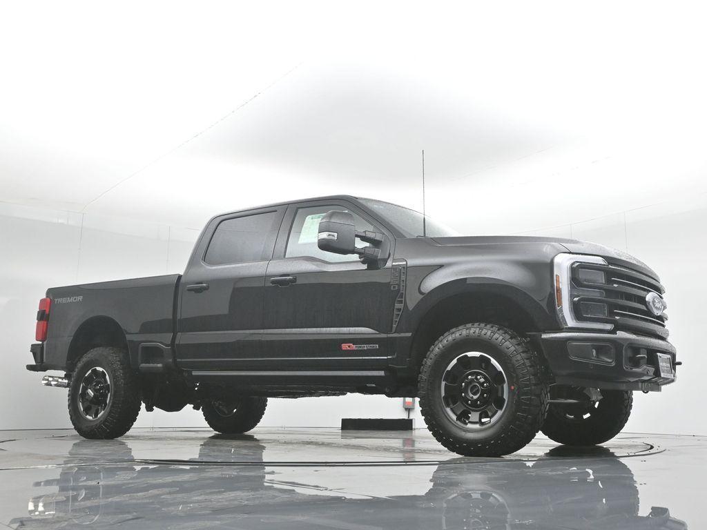 new 2025 Ford F-250 car, priced at $96,875