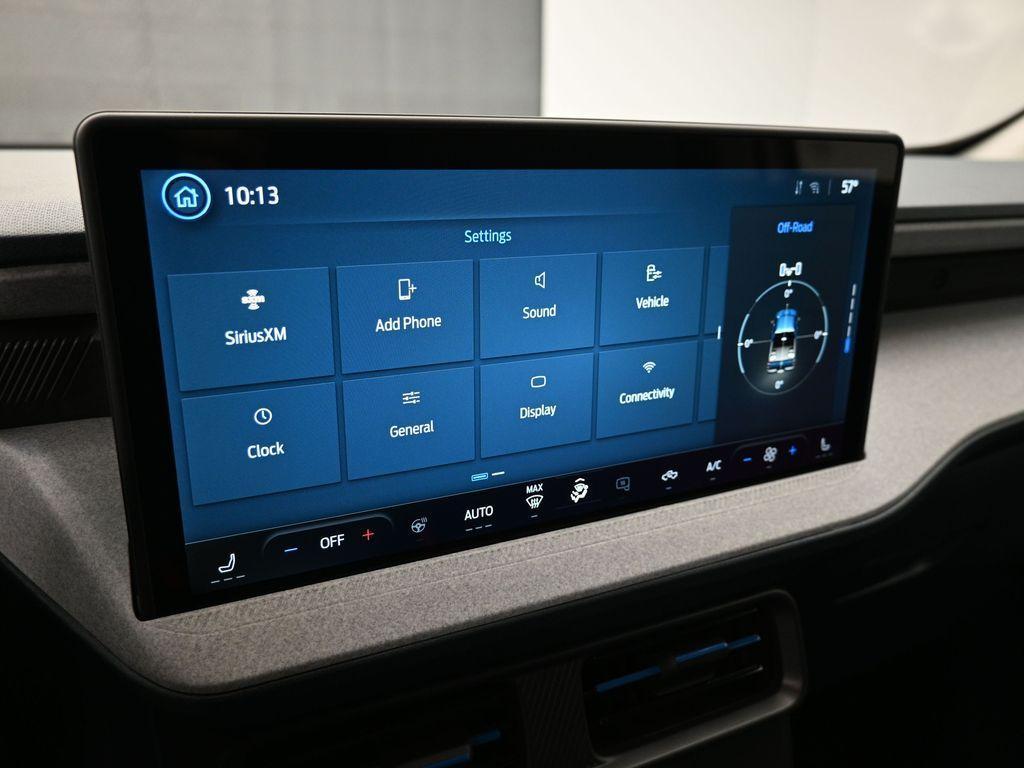new 2025 Ford Maverick car, priced at $33,121