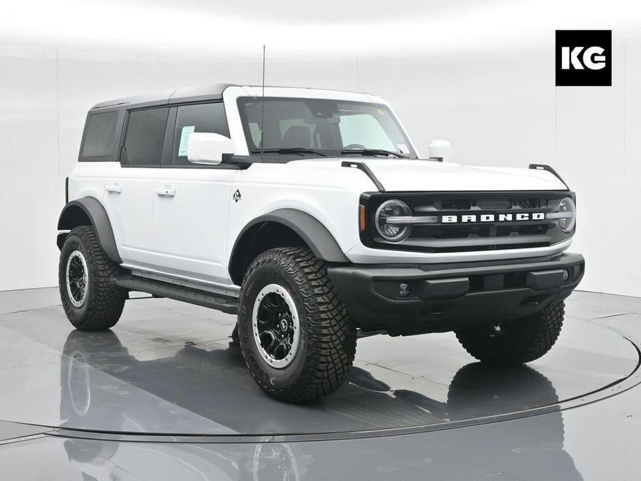 new 2024 Ford Bronco car, priced at $59,780