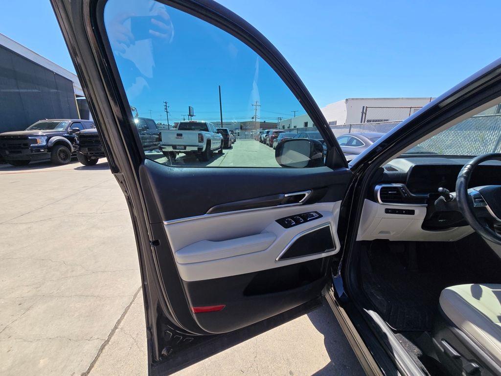 used 2023 Kia Telluride car, priced at $32,800