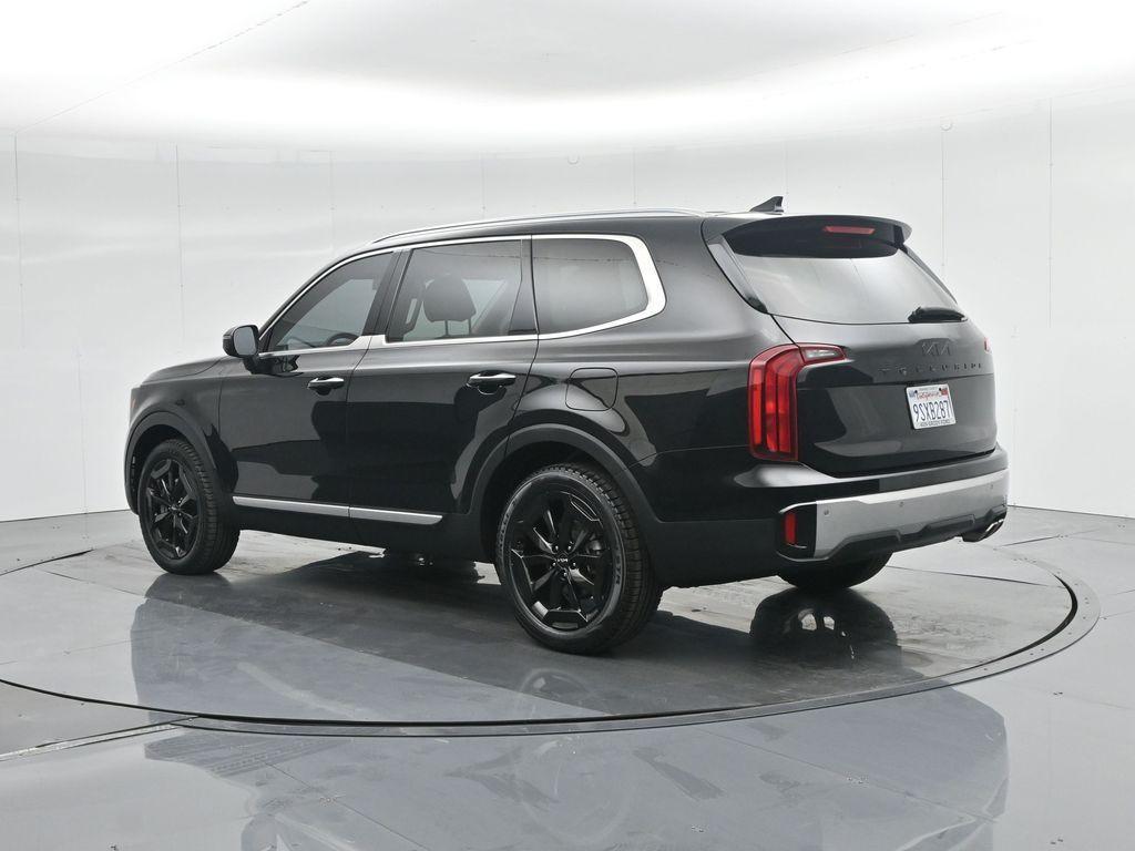 used 2023 Kia Telluride car, priced at $32,300