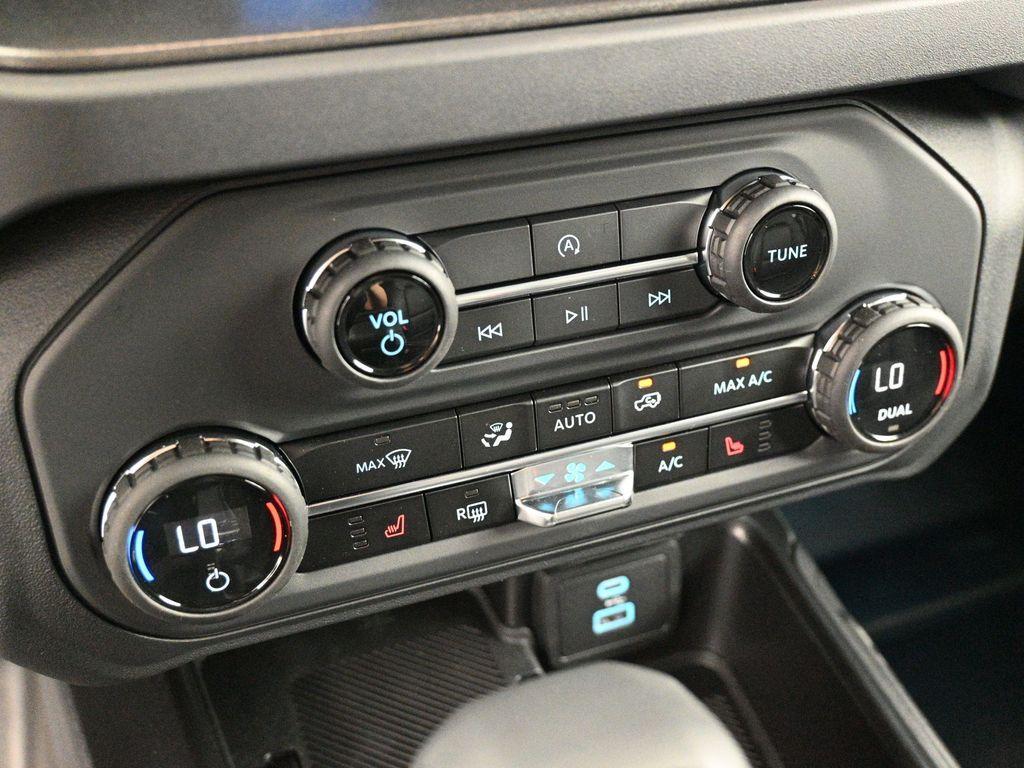 new 2025 Ford Bronco car, priced at $49,135