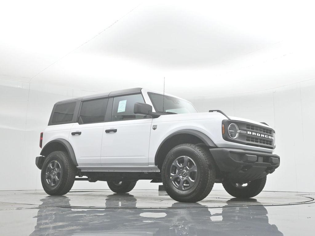 new 2025 Ford Bronco car, priced at $49,135