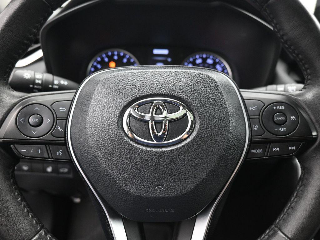 used 2020 Toyota RAV4 car, priced at $26,900