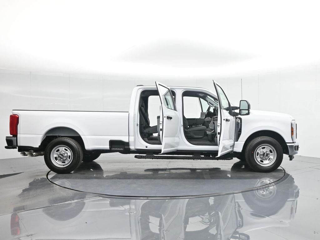 new 2024 Ford F-350 car, priced at $77,359