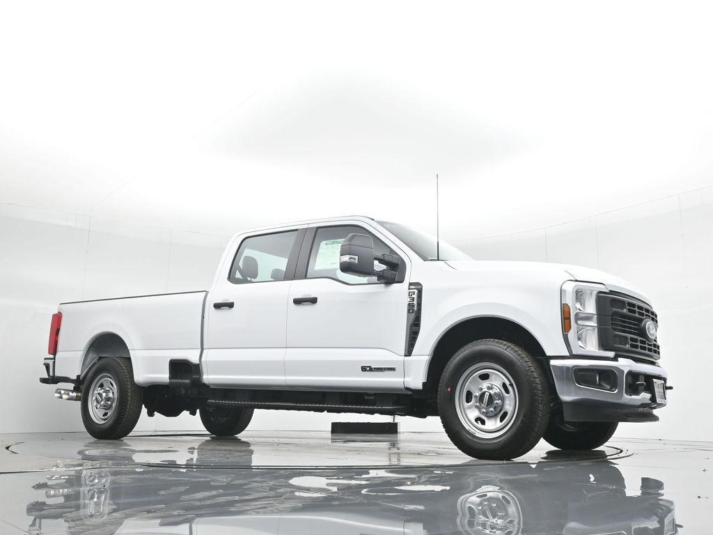 new 2024 Ford F-350 car, priced at $77,359