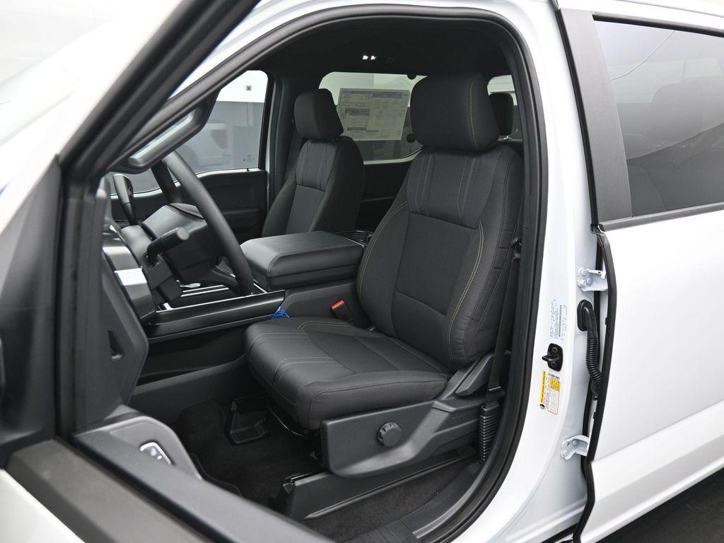 new 2025 Ford F-150 car, priced at $43,100