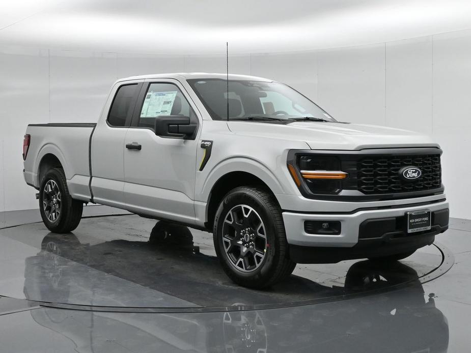new 2024 Ford F-150 car, priced at $45,995