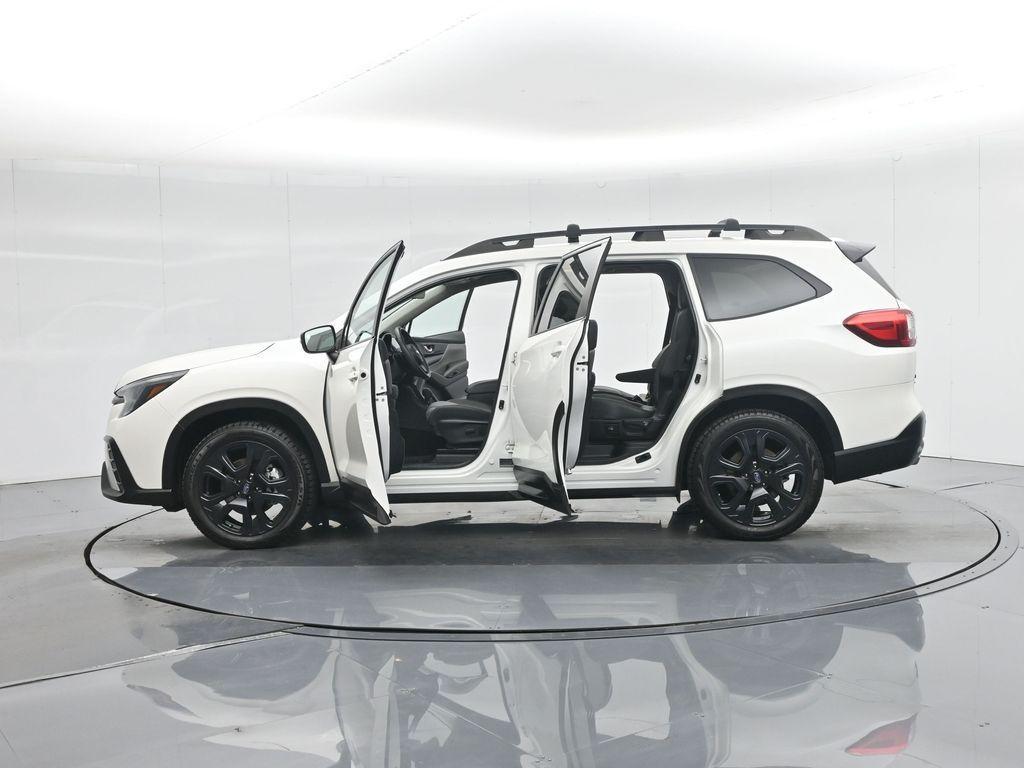 used 2023 Subaru Ascent car, priced at $31,000