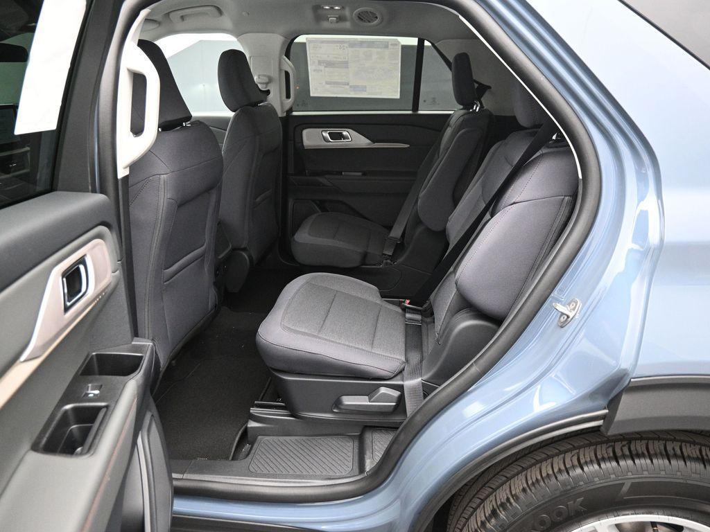 new 2025 Ford Explorer car, priced at $38,489