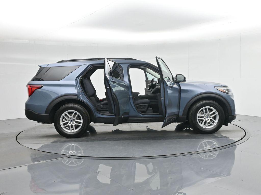 new 2025 Ford Explorer car, priced at $38,489