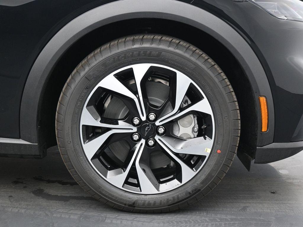 new 2025 Ford Mustang Mach-E car, priced at $37,564