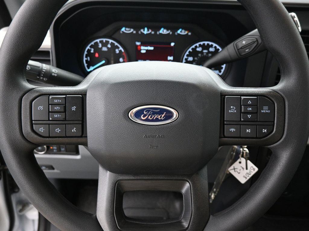new 2024 Ford F-350 car, priced at $60,396