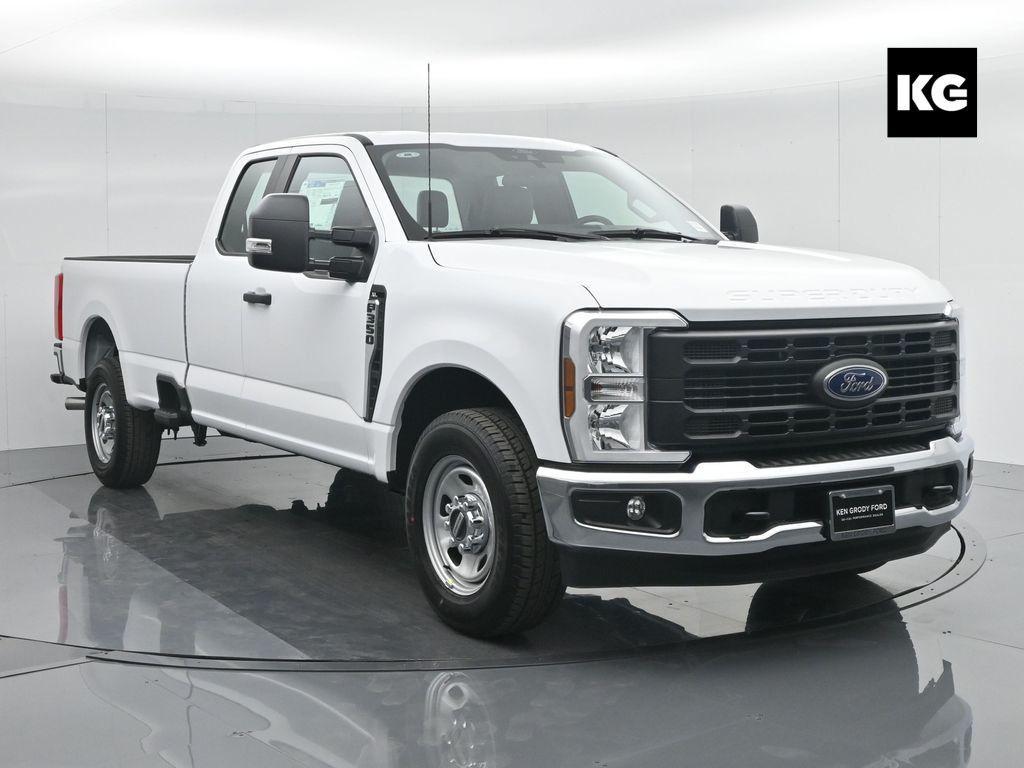 new 2024 Ford F-350 car, priced at $51,405