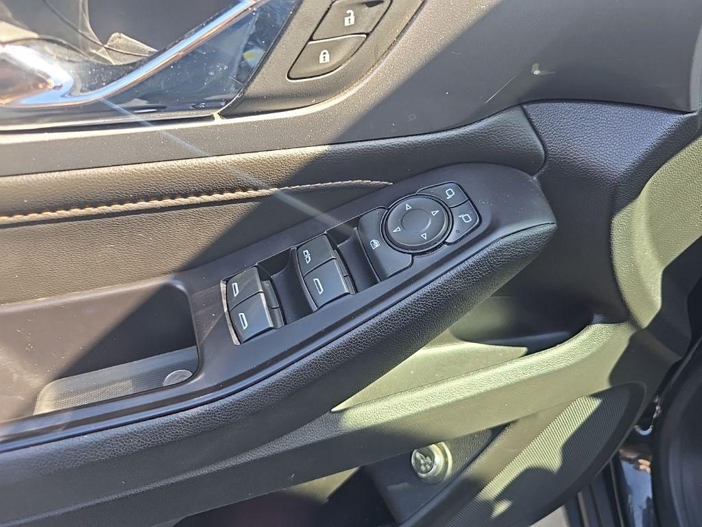 used 2018 Chevrolet Traverse car, priced at $16,700