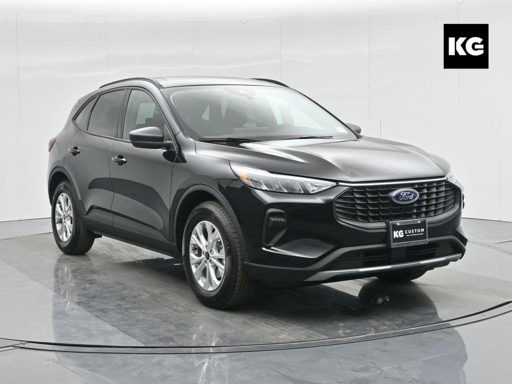 new 2025 Ford Escape car, priced at $30,710