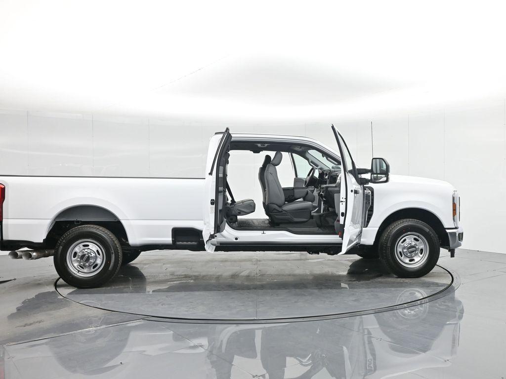 new 2025 Ford F-250 car, priced at $62,020