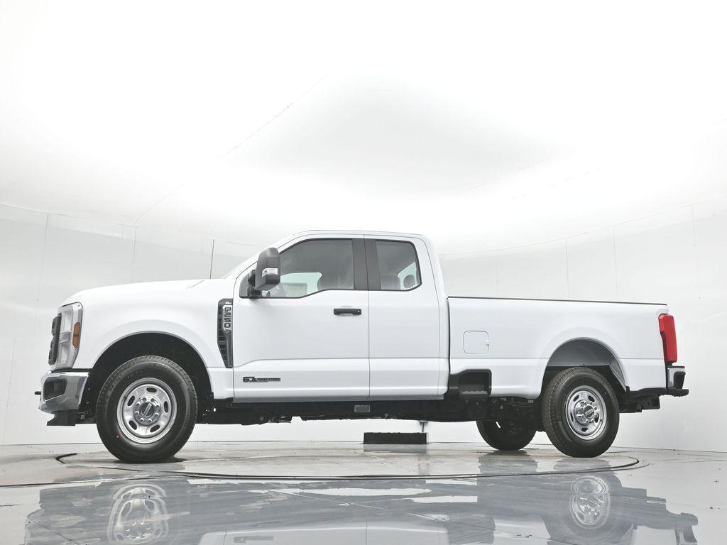 new 2025 Ford F-250 car, priced at $62,020