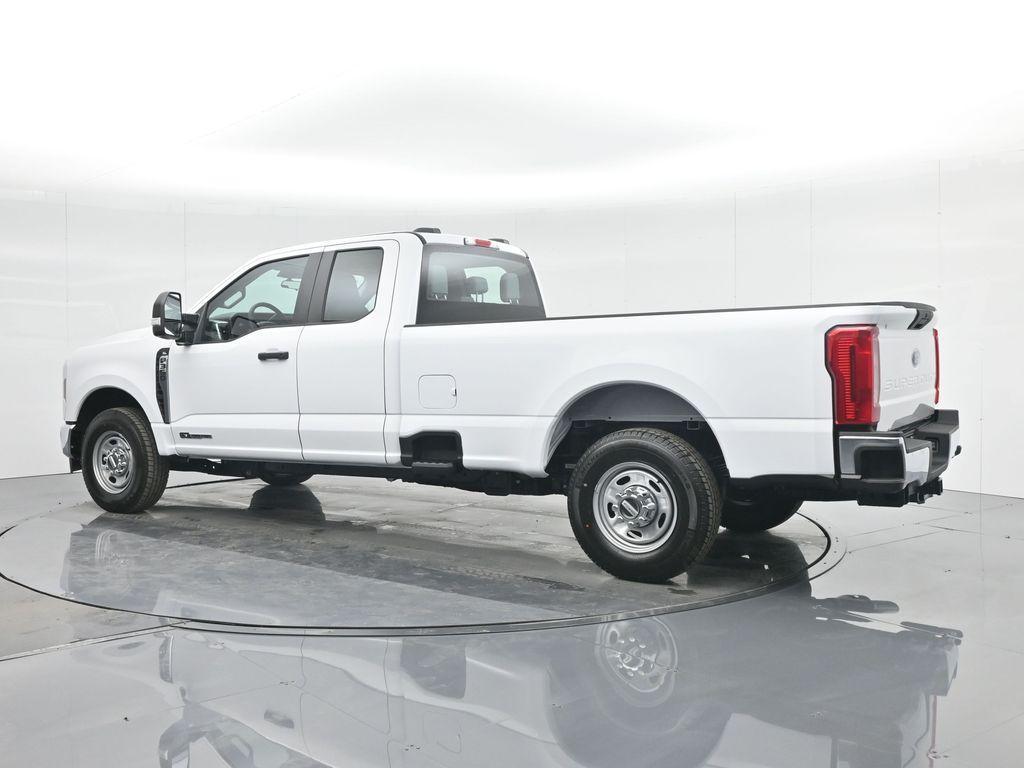 new 2024 Ford F-350 car, priced at $53,608