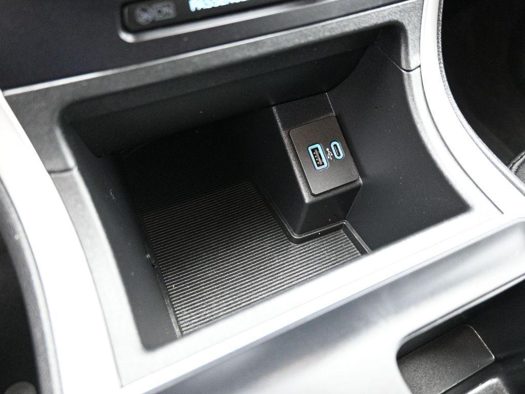 used 2024 Ford Edge car, priced at $28,500