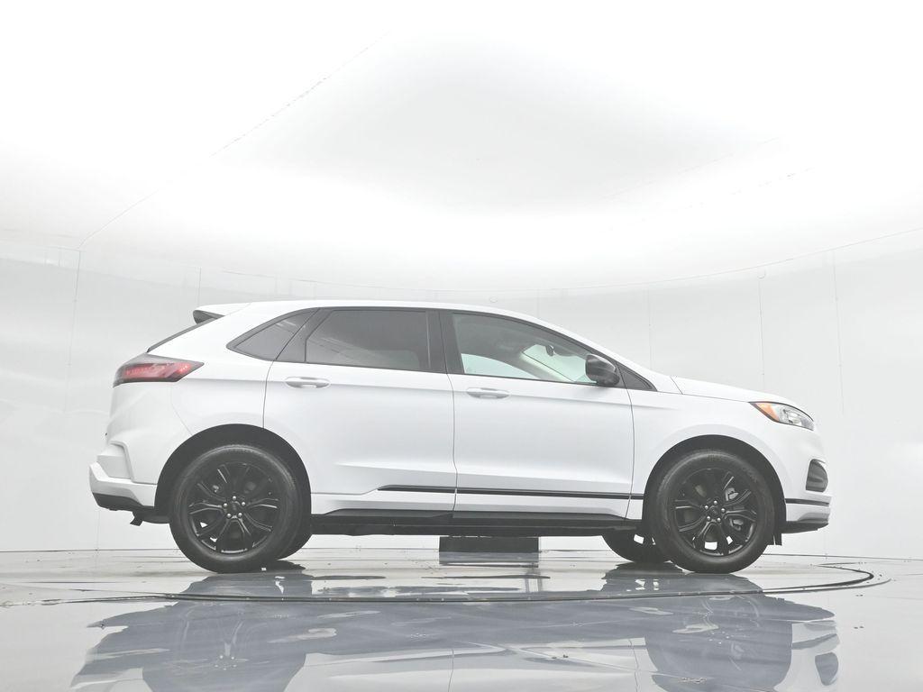 used 2024 Ford Edge car, priced at $28,500