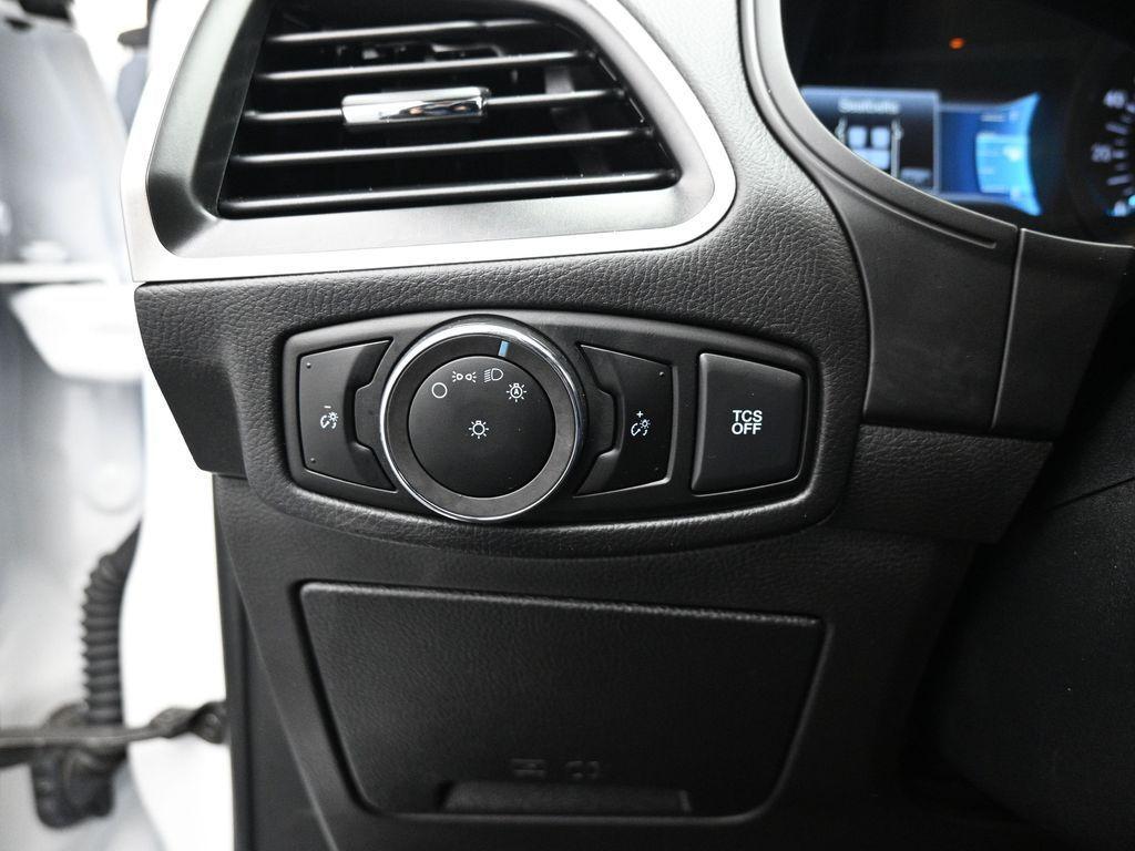 used 2024 Ford Edge car, priced at $28,500