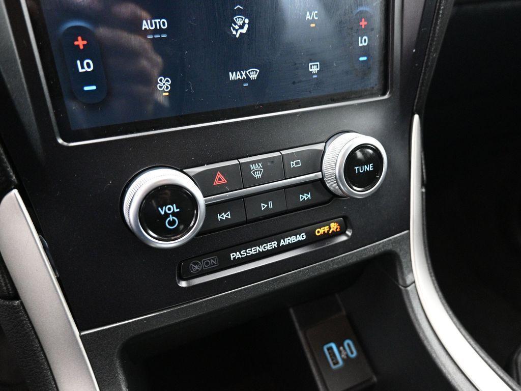 used 2024 Ford Edge car, priced at $28,500