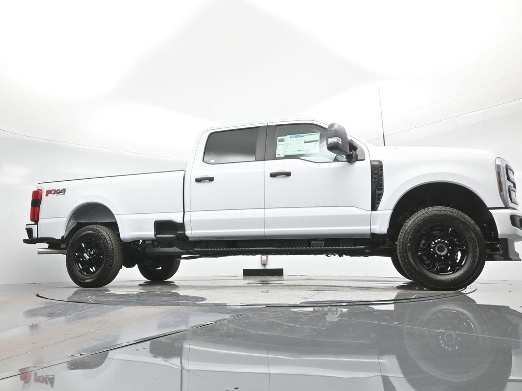 new 2024 Ford F-350 car, priced at $61,905