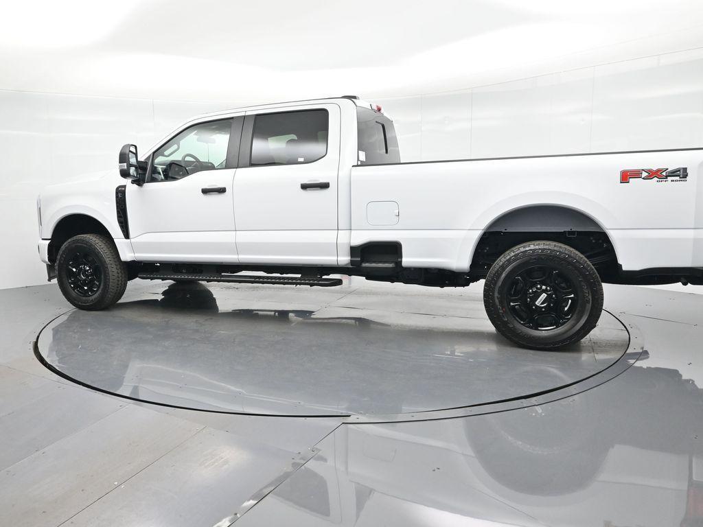 new 2024 Ford F-350 car, priced at $61,905