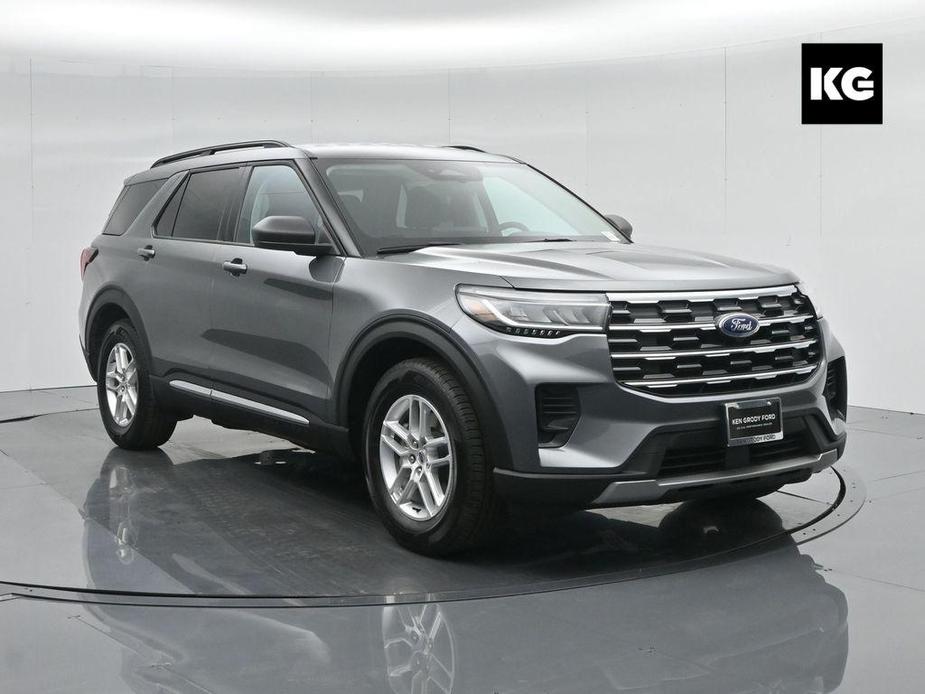 new 2025 Ford Explorer car