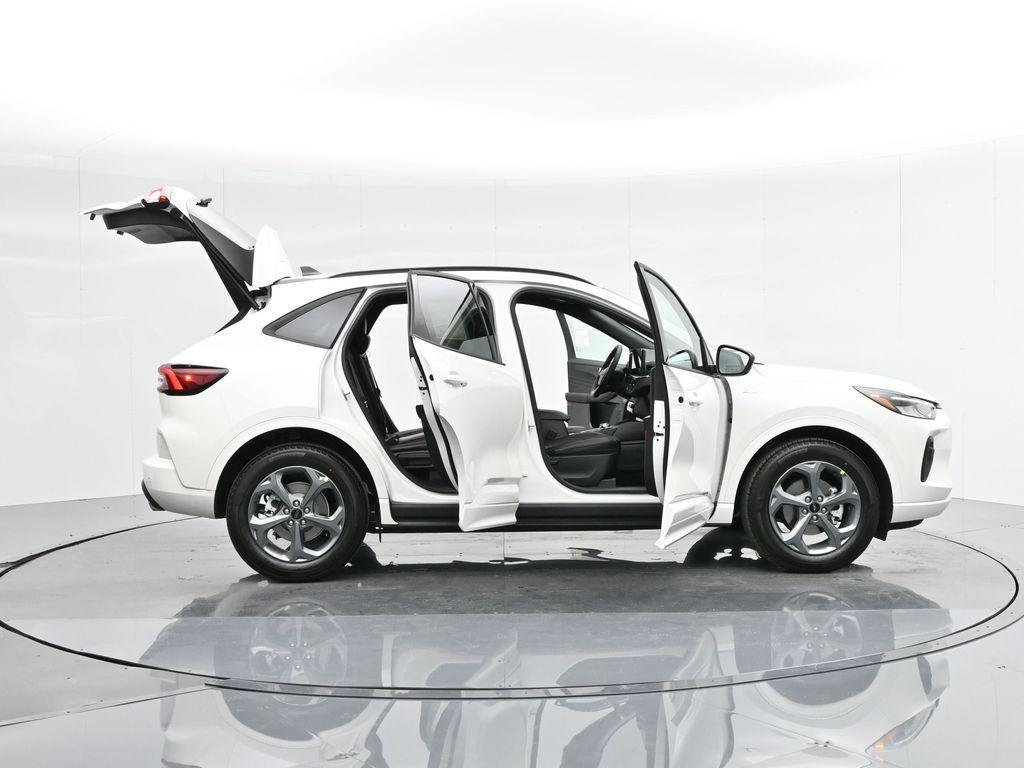 new 2024 Ford Escape car, priced at $33,360