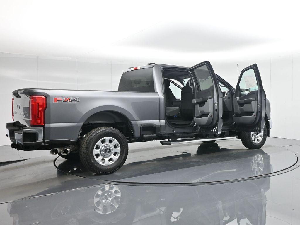 new 2024 Ford F-250 car, priced at $70,275