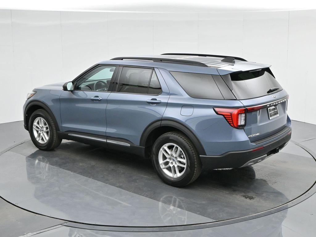 new 2025 Ford Explorer car, priced at $45,305