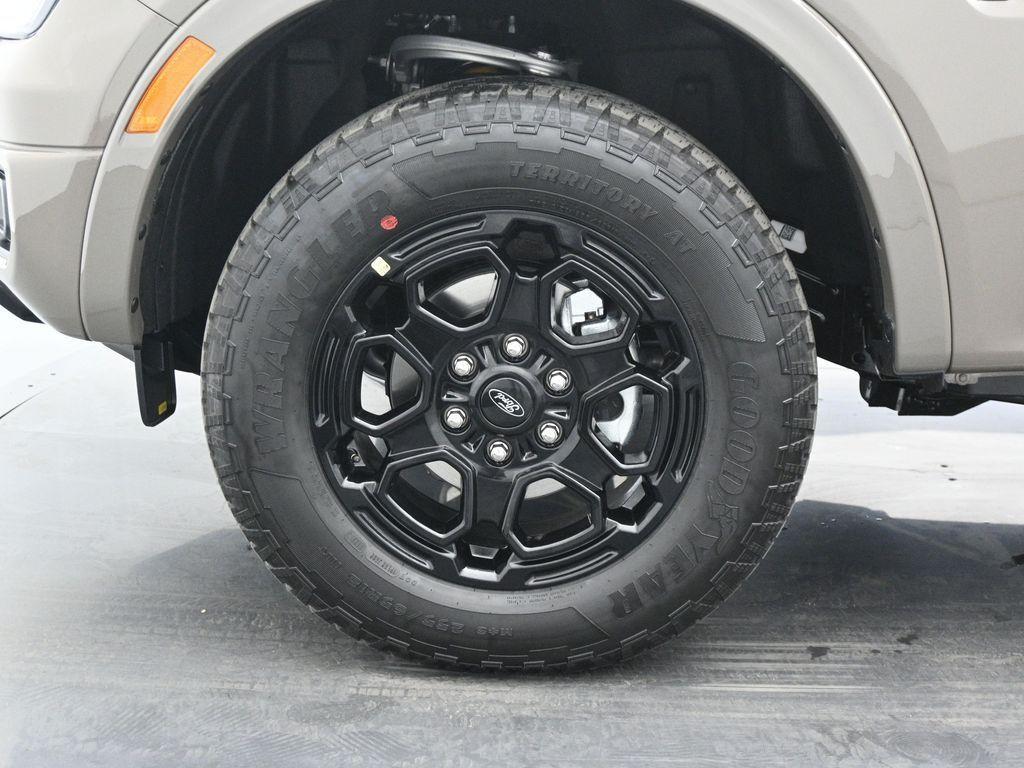 new 2025 Ford Ranger car, priced at $49,676